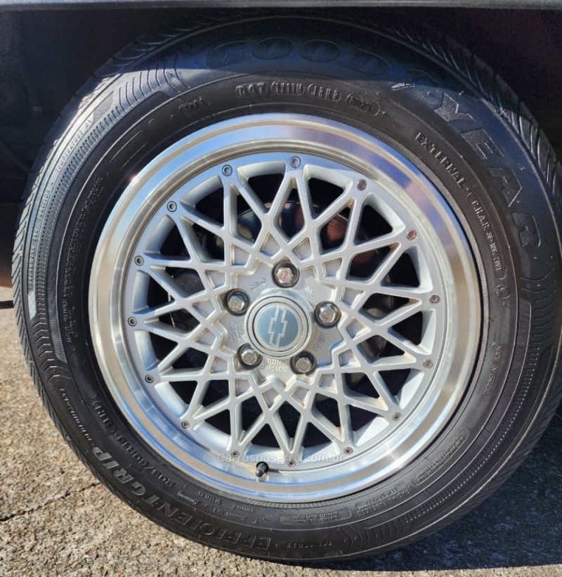 OMEGA 4.1 SFI CD 12V GASOLINA 4P MANUAL - 1997 - FARROUPILHA