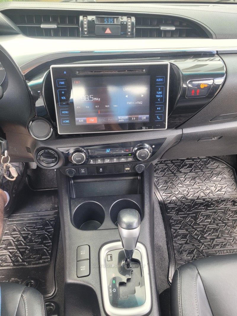 HILUX 2.8 SRV 4X4 CD 16V DIESEL 4P AUTOMÁTICO - 2017 - CAXIAS DO SUL