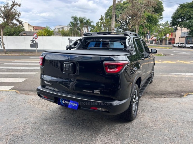 TORO 2.0 16V TURBO DIESEL FREEDOM 4WD AT9 AUTOMÁTICO - 2022 - VENâNCIO AIRES