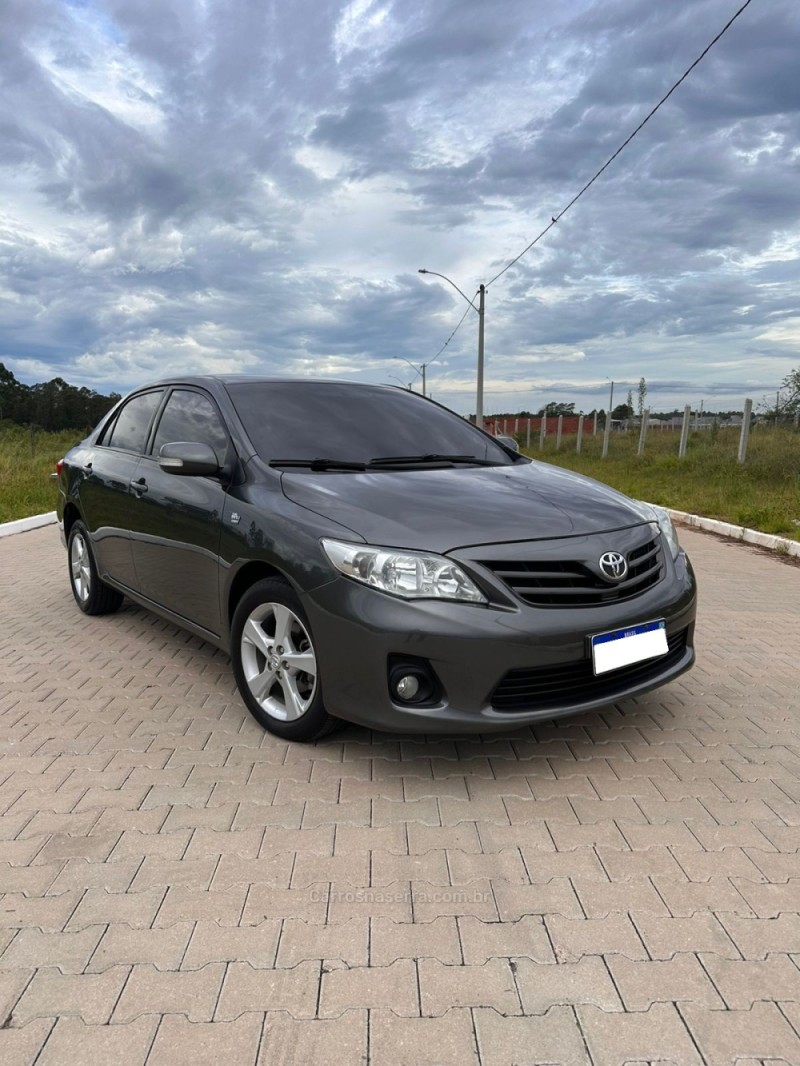 COROLLA 2.0 XEI 16V FLEX 4P AUTOMÁTICO - 2013 - PORTãO