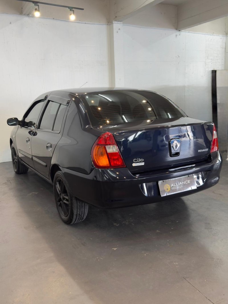 CLIO 1.6 PRIVILÉGE SEDAN 16V FLEX 4P MANUAL - 2007 - CAXIAS DO SUL
