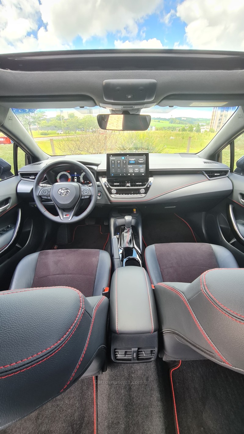 COROLLA 2.0 GR SPORT 16V FLEX 4P AUTOMÁTICO - 2025 - LAGOA VERMELHA