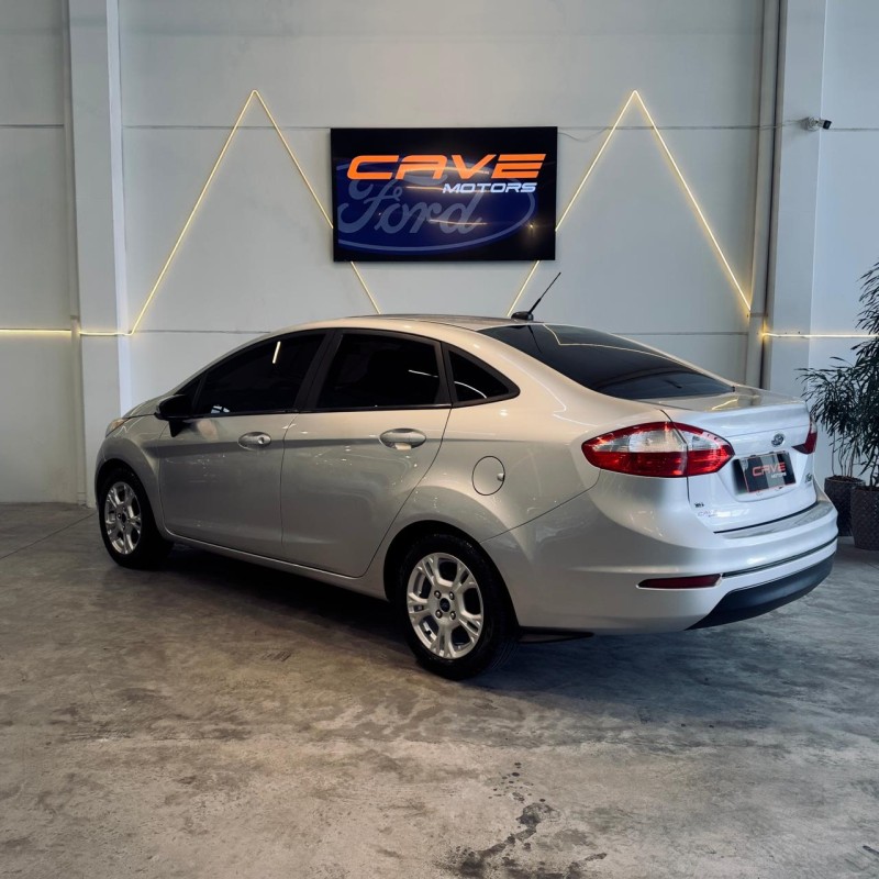 FIESTA 1.6 SE SEDAN 16V FLEX 4P MANUAL - 2015 - CAXIAS DO SUL