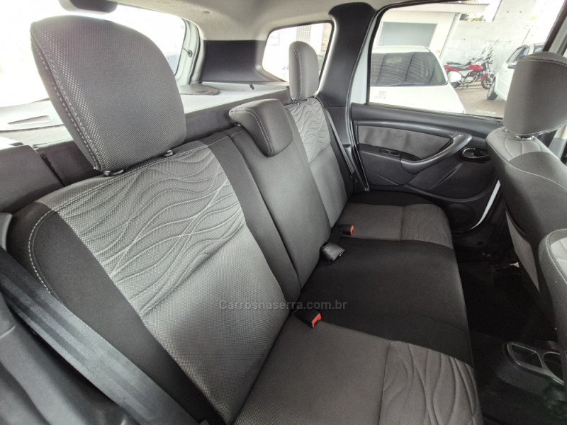 DUSTER 2.0 DYNAMIQUE 4X2 16V FLEX 4P MANUAL - 2014 - CAXIAS DO SUL