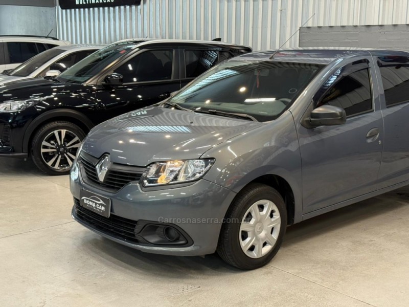 LOGAN 1.0 AUTHENTIQUE 16V FLEX 4P MANUAL - 2015 - CAXIAS DO SUL