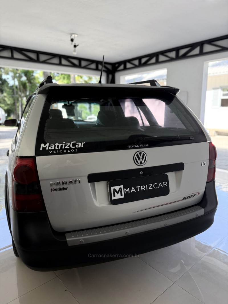 PARATI 1.6 MI SURF 8V FLEX 4P MANUAL G.IV - 2009 - CANELA