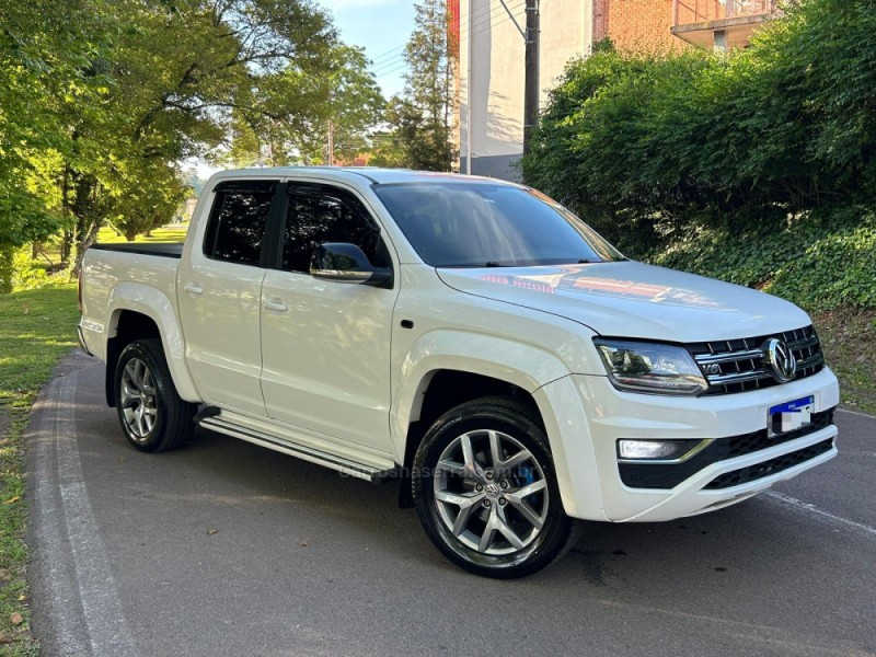 AMAROK 3.0 V6 TDI HIGHLINE CD DIESEL 4MOTION AUTOMÁTICO - 2018 - CARLOS BARBOSA
