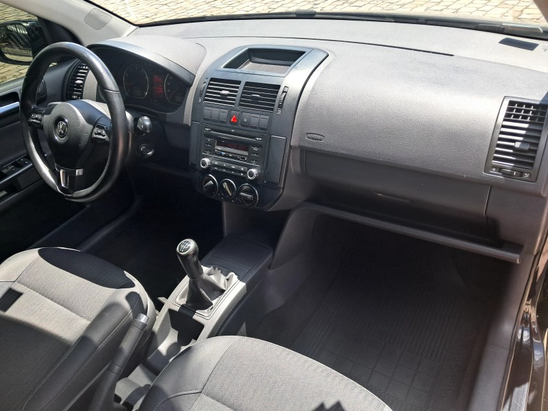 POLO 1.6 MI 8V FLEX 4P MANUAL - 2014 - CAXIAS DO SUL