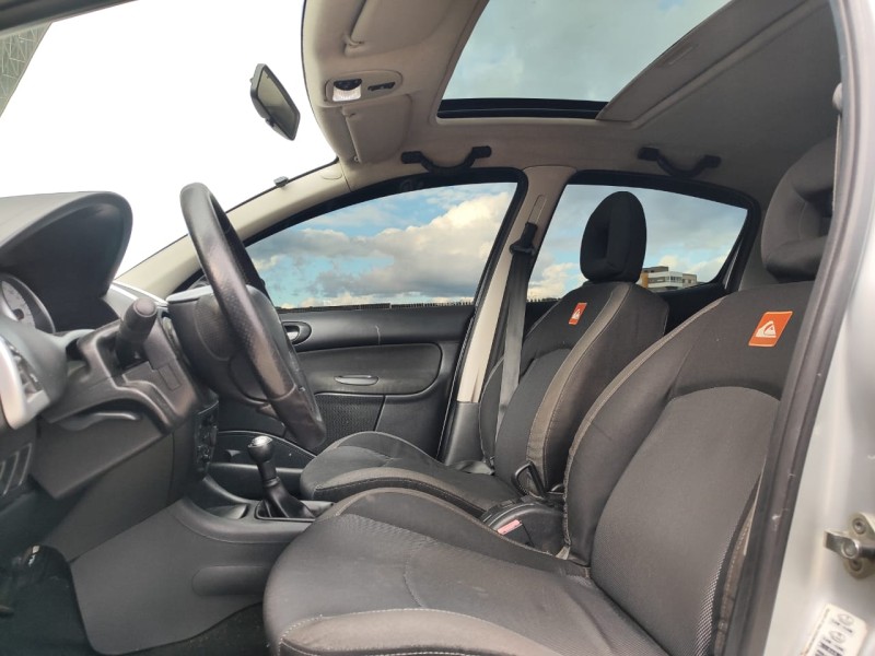 207 1.4 QUIKSILVER 8V FLEX 4P MANUAL - 2010 - FARROUPILHA