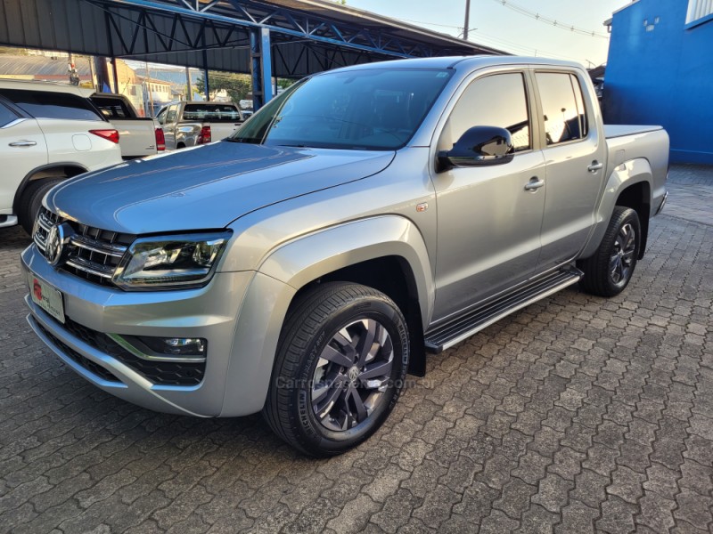 amarok 3.0 v6 tdi highline cd diesel 4motion automatico 2023 caxias do sul