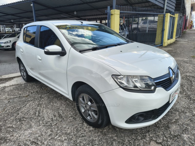 SANDERO 1.6 EXPRESSION 8V FLEX 4P MANUAL - 2017 - CAXIAS DO SUL
