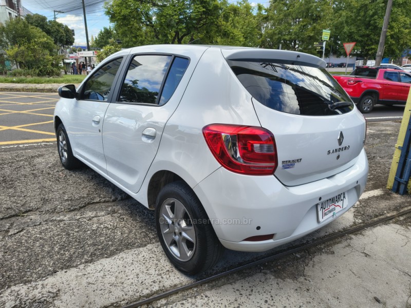 SANDERO 1.6 EXPRESSION 8V FLEX 4P MANUAL - 2017 - CAXIAS DO SUL