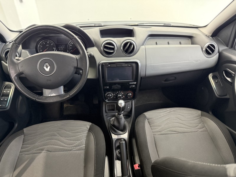 DUSTER 2.0 TECH ROAD 4X2 16V FLEX 4P MANUAL - 2015 - CAXIAS DO SUL