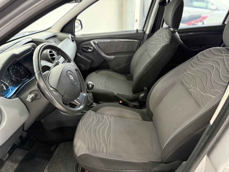 DUSTER 2.0 TECH ROAD 4X2 16V FLEX 4P MANUAL - 2015 - CAXIAS DO SUL