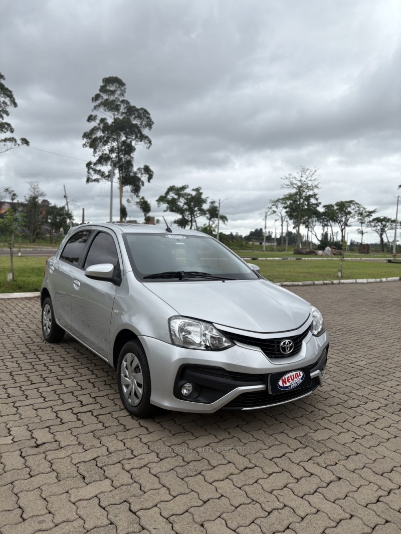 etios 1.5 xs 16v flex 4p manual 2018 lajeado