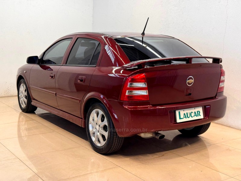 ASTRA 2.0 MPFI ADVANTAGE 8V FLEX 4P MANUAL - 2010 - CASCA