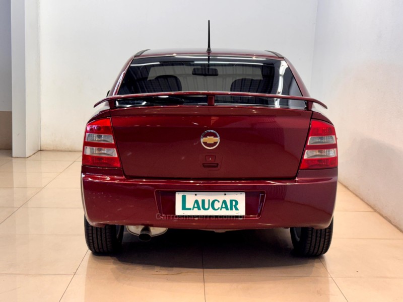 ASTRA 2.0 MPFI ADVANTAGE 8V FLEX 4P MANUAL - 2010 - CASCA