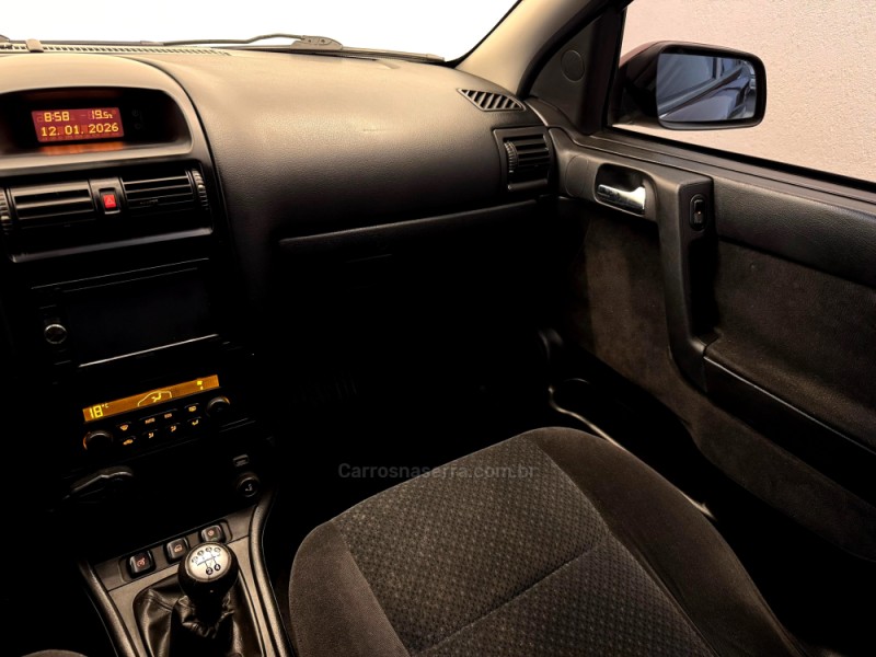 ASTRA 2.0 MPFI ADVANTAGE 8V FLEX 4P MANUAL - 2010 - CASCA