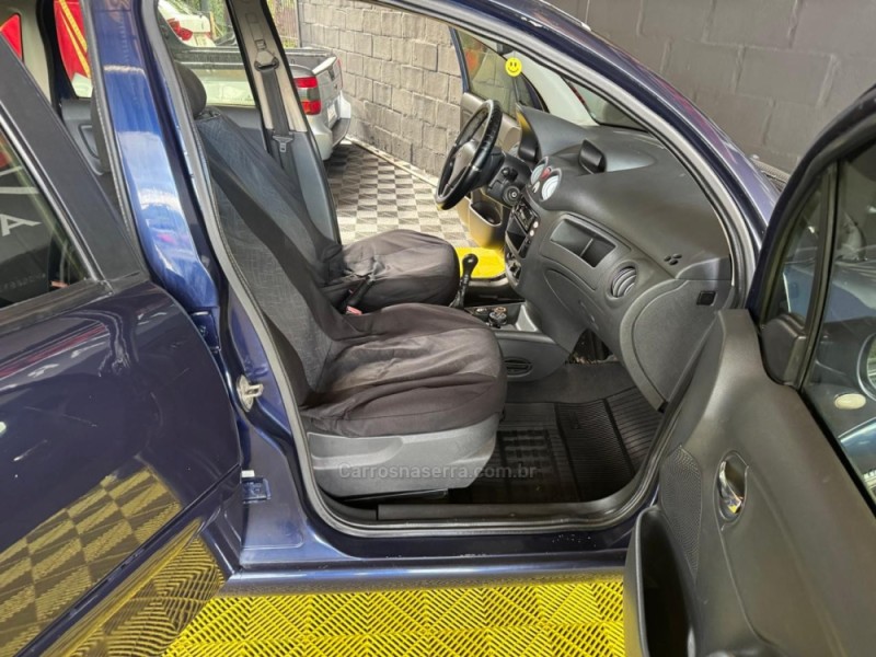 C3 1.4 I GLX 8V FLEX 4P MANUAL - 2006 - CAXIAS DO SUL