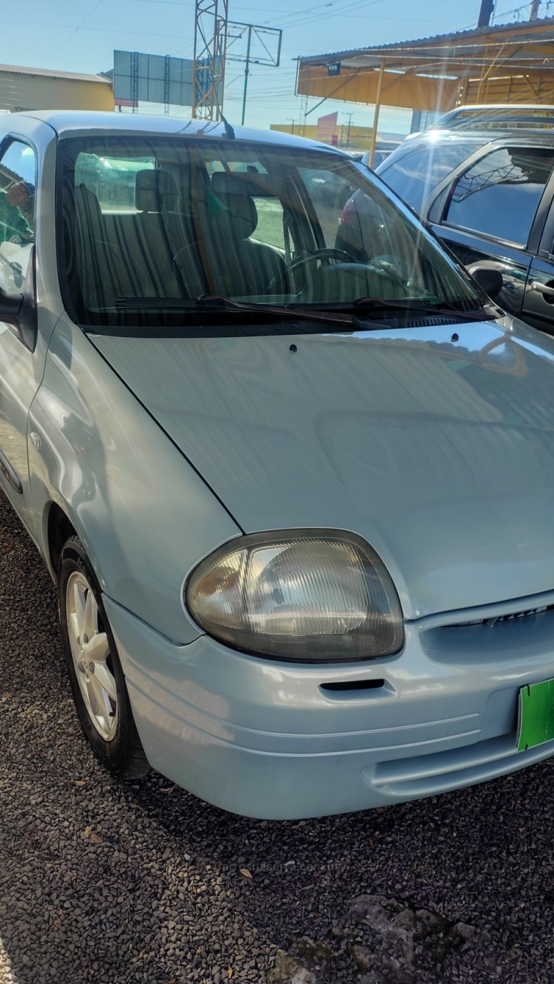 CLIO 1.0 AUTHENTIQUE 8V GASOLINA 4P MANUAL - 2002 - SAPIRANGA