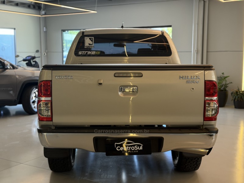 HILUX 3.0 SRV 4X4 CD 16V TURBO INTERCOOLER DIESEL 4P AUTOMÁTICO - 2014 - CARLOS BARBOSA