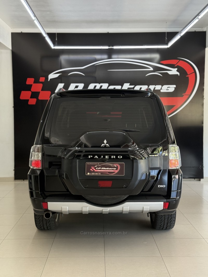 PAJERO FULL 3.2 HPE 4X4 16V DIESEL 4P AUTOMÁTICO - 2016 - FARROUPILHA