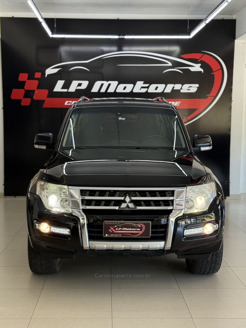 PAJERO FULL 3.2 HPE 4X4 16V DIESEL 4P AUTOMÁTICO - 2016 - FARROUPILHA