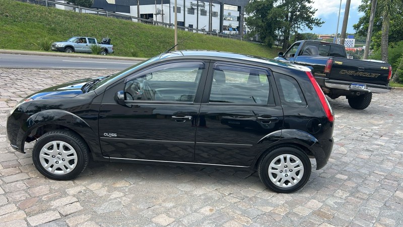 FIESTA 1.0 MPI CLASS HATCH 8V FLEX 4P MANUAL - 2010 - FARROUPILHA