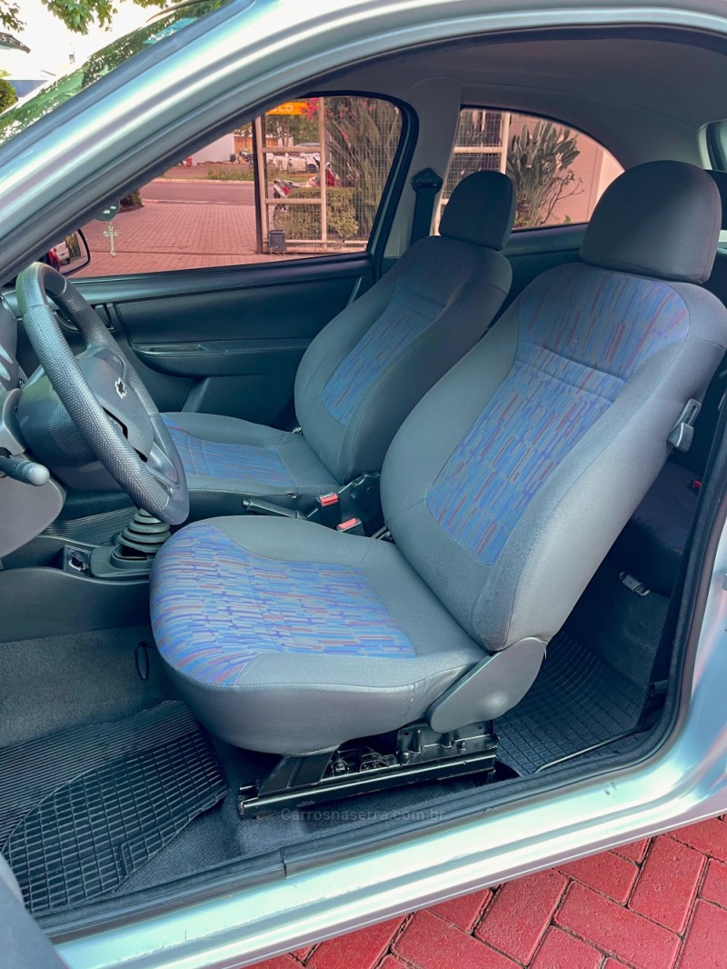 CELTA 1.0 MPFI LIFE 8V GASOLINA 2P MANUAL - 2009 - ROLANTE