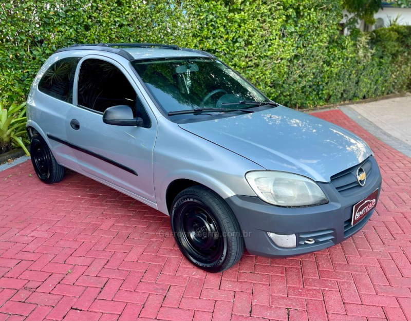 CELTA 1.0 MPFI LIFE 8V GASOLINA 2P MANUAL - 2009 - ROLANTE