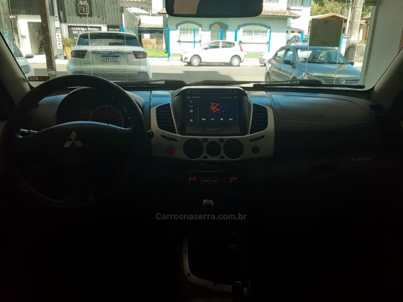 L200 2.5 GLS 4X4 CD 8V DIESEL 4P MANUAL  - 2014 - CANELA