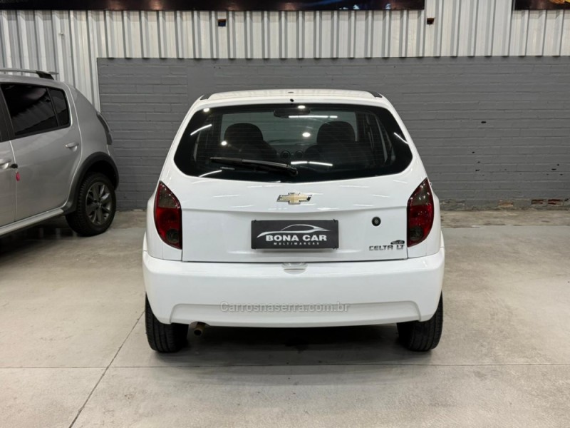 CELTA 1.0 MPFI LT 8V FLEX 4P MANUAL - 2015 - CAXIAS DO SUL
