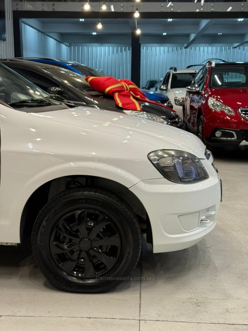 CELTA 1.0 MPFI LT 8V FLEX 4P MANUAL - 2015 - CAXIAS DO SUL