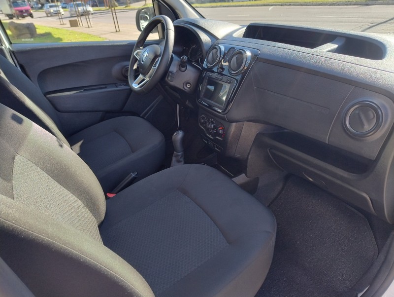 KANGOO 1.6 EXPRESSION 16V FLEX 4P MANUAL - 2025 - CAXIAS DO SUL