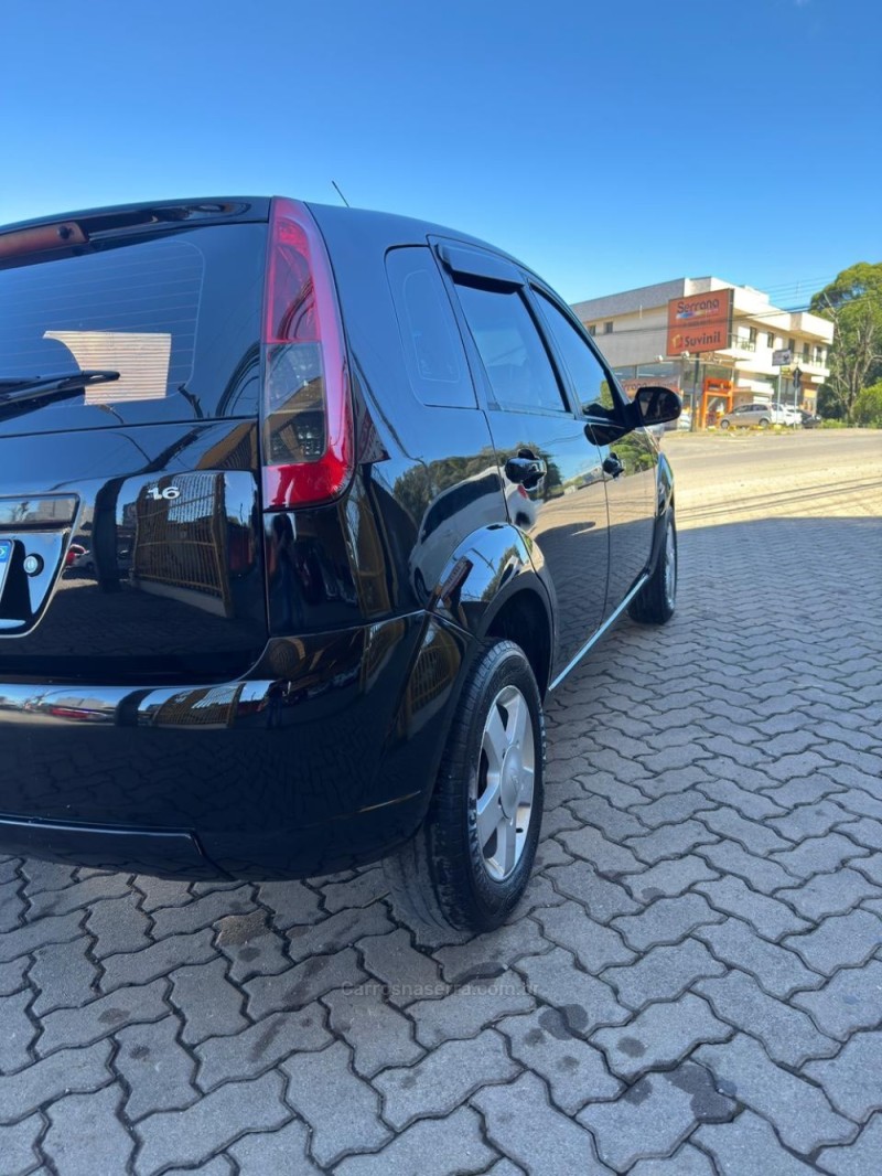 FIESTA 1.6 MPI 8V GASOLINA 4P MANUAL - 2012 - CAXIAS DO SUL