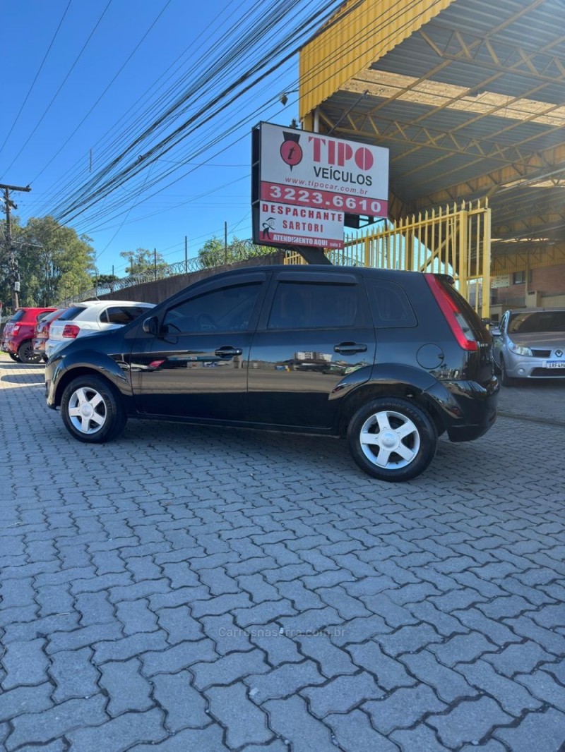 FIESTA 1.6 MPI 8V GASOLINA 4P MANUAL - 2012 - CAXIAS DO SUL
