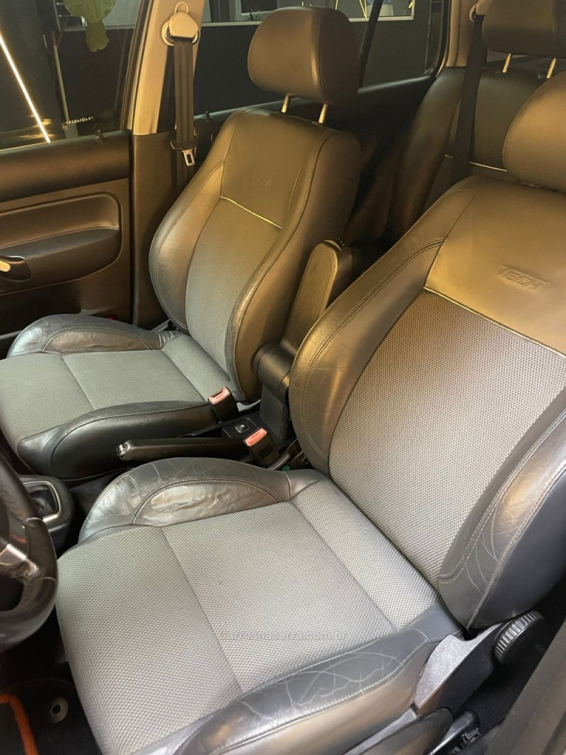 GOLF 1.6 MI TECH 8V FLEX 4P MANUAL - 2009 - NOVO HAMBURGO