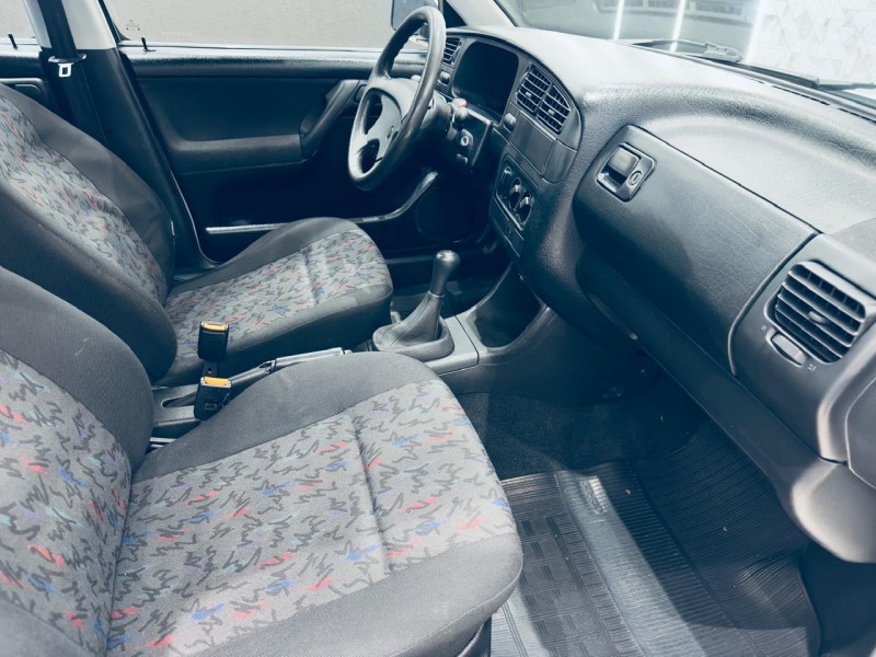 GOLF 1.8 MI GL 8V GASOLINA 4P MANUAL - 1995 - CAXIAS DO SUL