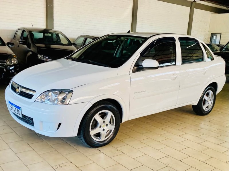 corsa 1.8 mpfi premium sedan 8v flex 4p manual 2009 caxias do sul