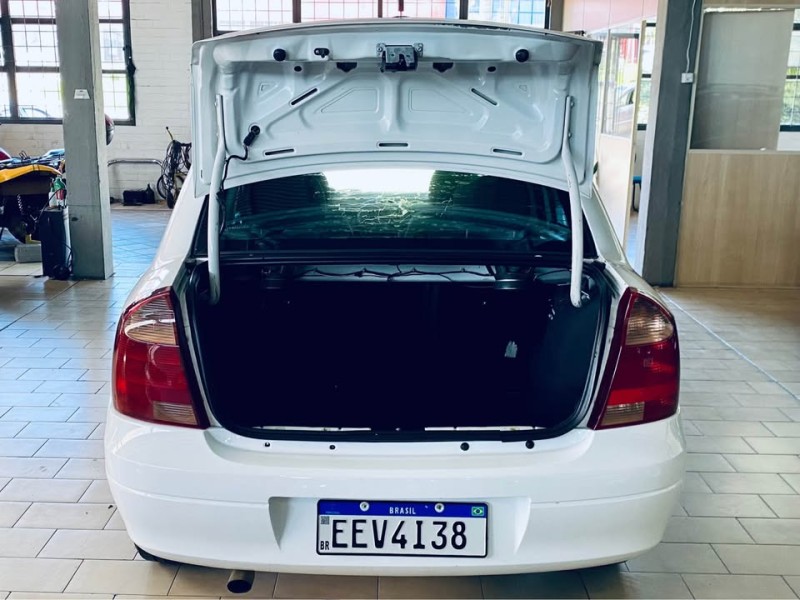 CORSA 1.8 MPFI PREMIUM SEDAN 8V FLEX 4P MANUAL - 2009 - CAXIAS DO SUL