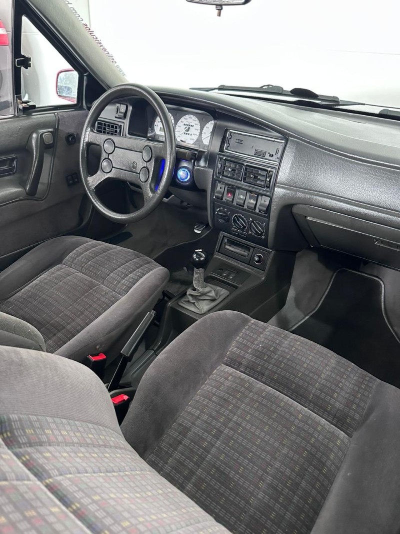 SANTANA 2.0 GLS 8V GASOLINA 4P MANUAL - 1996 - FARROUPILHA