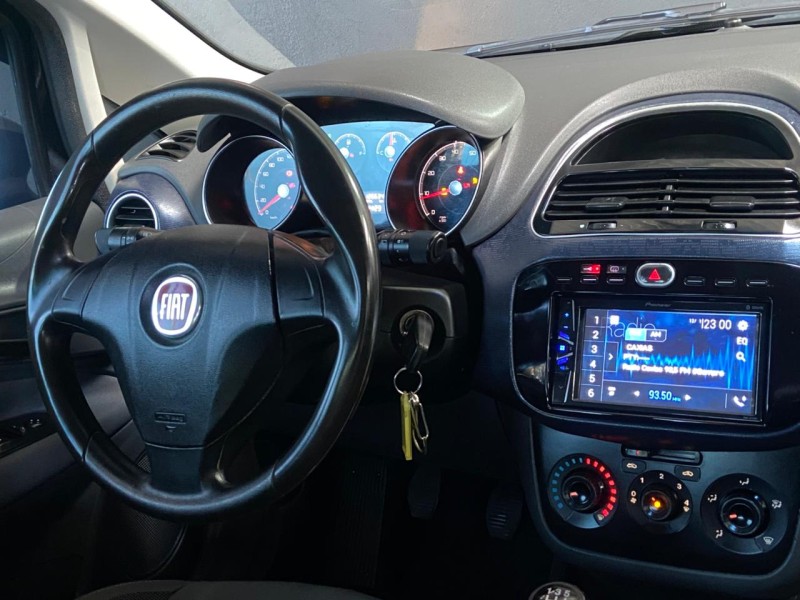 PUNTO 1.4 ATTRACTIVE 8V FLEX 4P MANUAL - 2013 - CAXIAS DO SUL