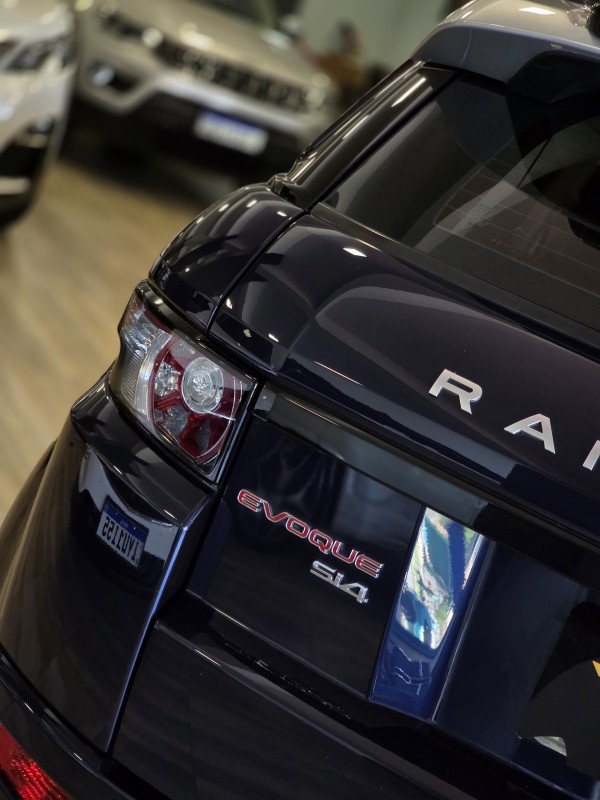 RANGE ROVER EVOQUE 2.0 DYNAMIC 4WD 16V 4P AUTOMÁTICO - 2015 - CAXIAS DO SUL