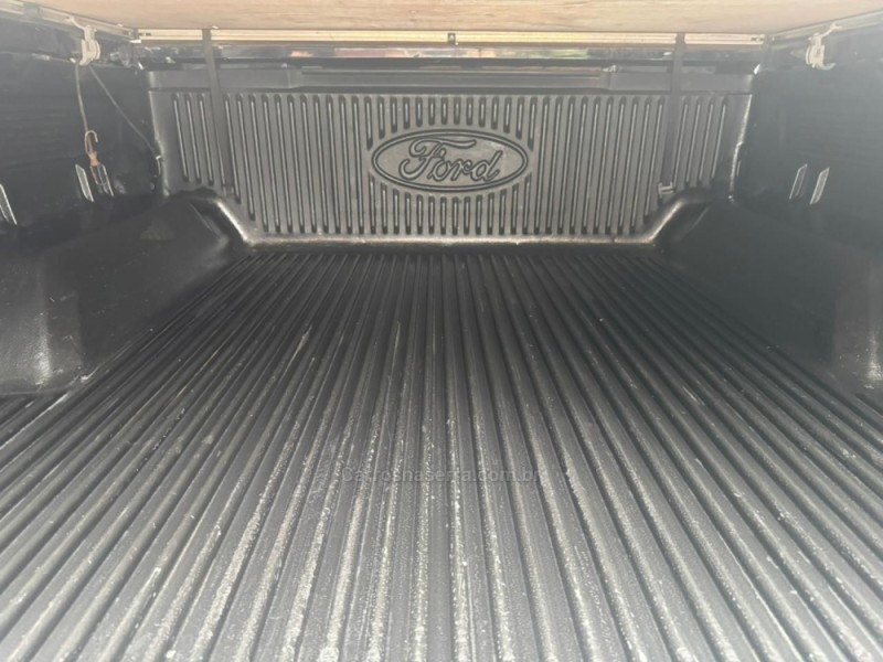 RANGER 3.2 XLT 4X4 CD 20V DIESEL 4P AUTOMÁTICO - 2017 - CARLOS BARBOSA