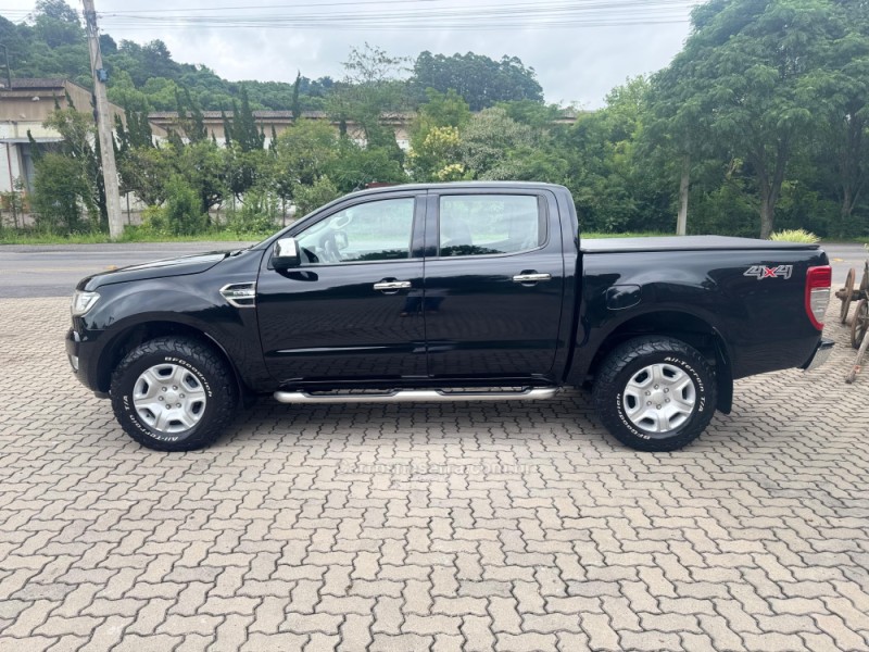RANGER 3.2 XLT 4X4 CD 20V DIESEL 4P AUTOMÁTICO - 2017 - CARLOS BARBOSA
