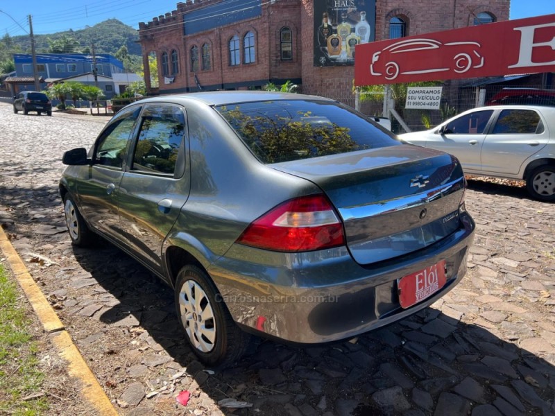 PRISMA 1.4 MPFI LT 8V FLEX 4P MANUAL - 2012 - DOIS IRMãOS