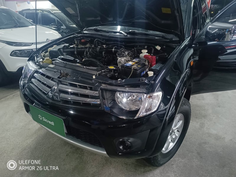 L200 TRITON 2.4 HLS 4X2 CD 16V FLEX 4P MANUAL - 2015 - CAXIAS DO SUL