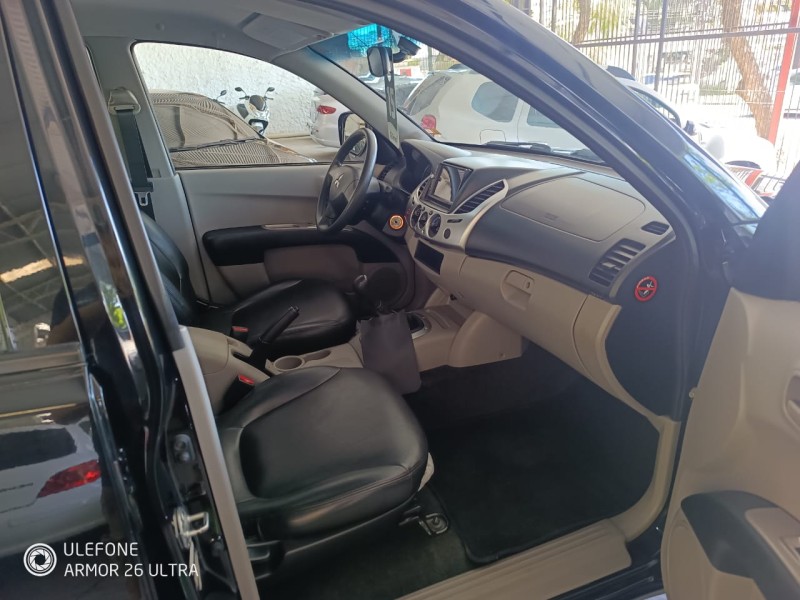 L200 TRITON 2.4 HLS 4X2 CD 16V FLEX 4P MANUAL - 2015 - CAXIAS DO SUL