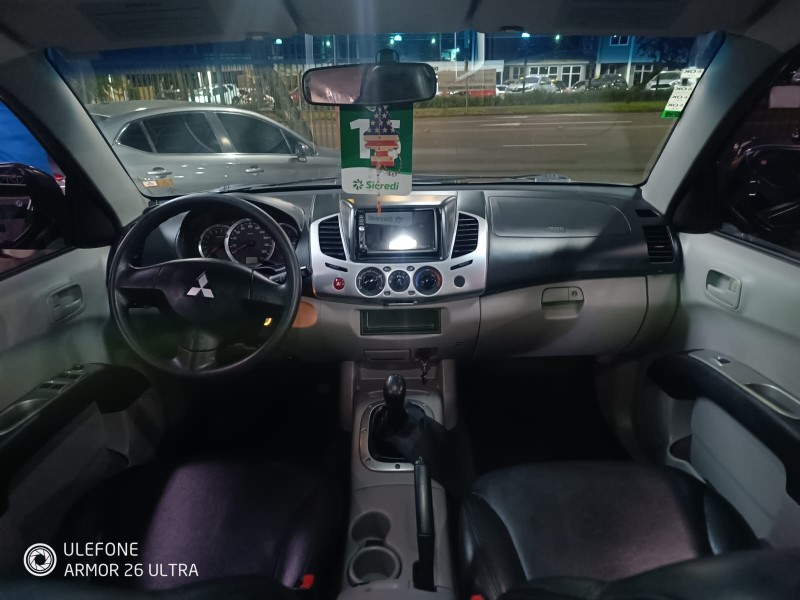 L200 TRITON 2.4 HLS 4X2 CD 16V FLEX 4P MANUAL - 2015 - CAXIAS DO SUL