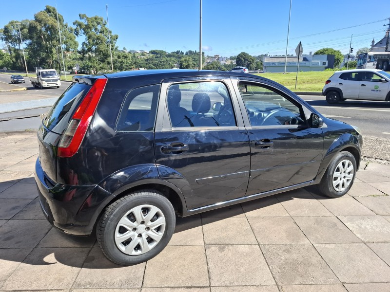 FIESTA 1.6 ROCAM HATCH 8V FLEX 4P MANUAL - 2011 - FARROUPILHA